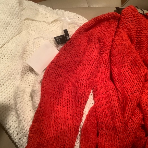 Bundle Fashion Sweaters New V Neck Knit Tunic Style Trendy Gorgeous lightweight - Picture 4 of 4